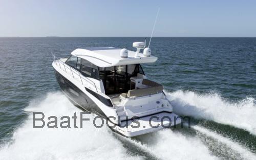 Regal 42 Grande Coupe Spesifikasjoner og anmeldelser